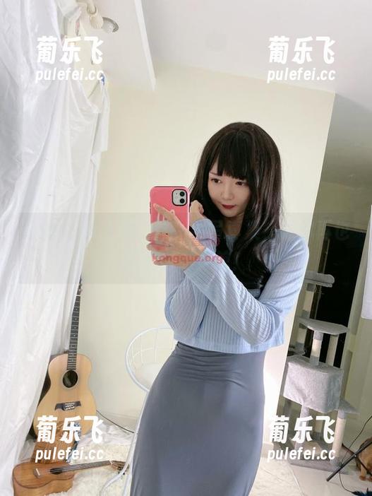 51酱 泳池中的51酱:这一组写真集,让你再也不想去游泳馆!
