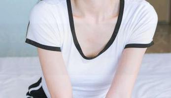 BoBoSocks袜啵啵 – 小甜豆的女仆宝藏：私拍图包让你想做她的主人！