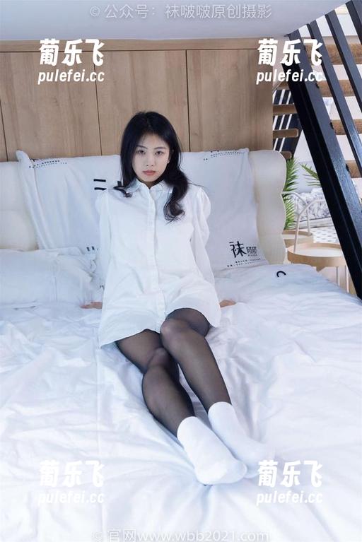 BoBoSocks袜啵啵-芝士 BoBoSocks袜啵啵 - 厚黑丝大腿袜黑科技分享:芝士与高清,总让人反复播放!