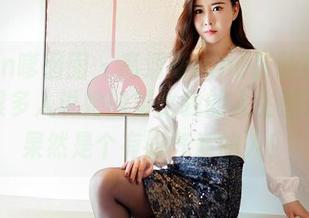 Feilin嗲囡囡 – 高清版luna张静燕美脚秀,很多人说她的脚比我的人生都精彩,果然是个有脚气质的人!