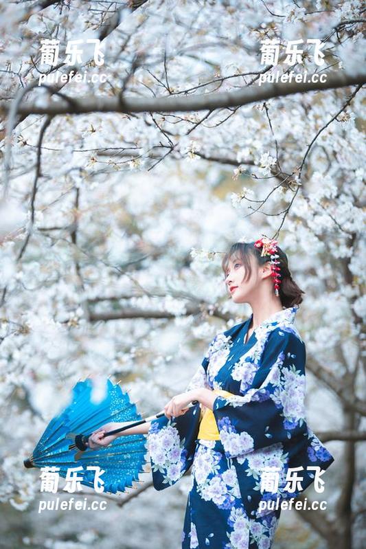 这一版的Luisa_零纱浴缸黑丝合集，真的没抵抗力