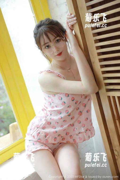MFStar模范学院-徐微微mia MFStar模范学院 - 婚纱私房里的徐微微mia:满满的“微”妙,没人看出破绽吗?