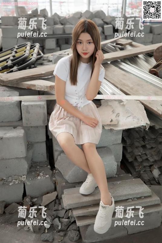 MSLASS梦丝女神-玥玥 MSLASS梦丝女神 - 玥玥村落写真合集:她把“田园梦”拍成了“现实美”!