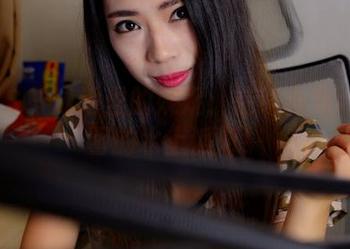 PANS – 泳池里的妮妮：在线合集好似温馨的水上派对！