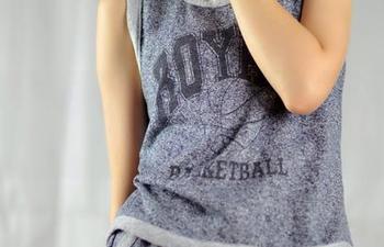 PANS – 网盘翻到默默的天使写真，原来如此…