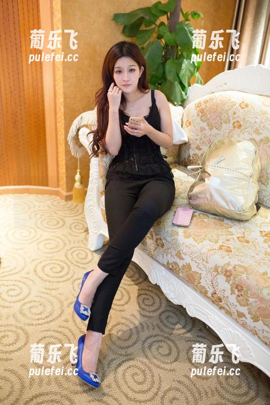 TuiGirl推女郎-李丽莎 TuiGirl推女郎 - 姐姐的套图:李丽莎说,这才是真正的“姐姐范”!