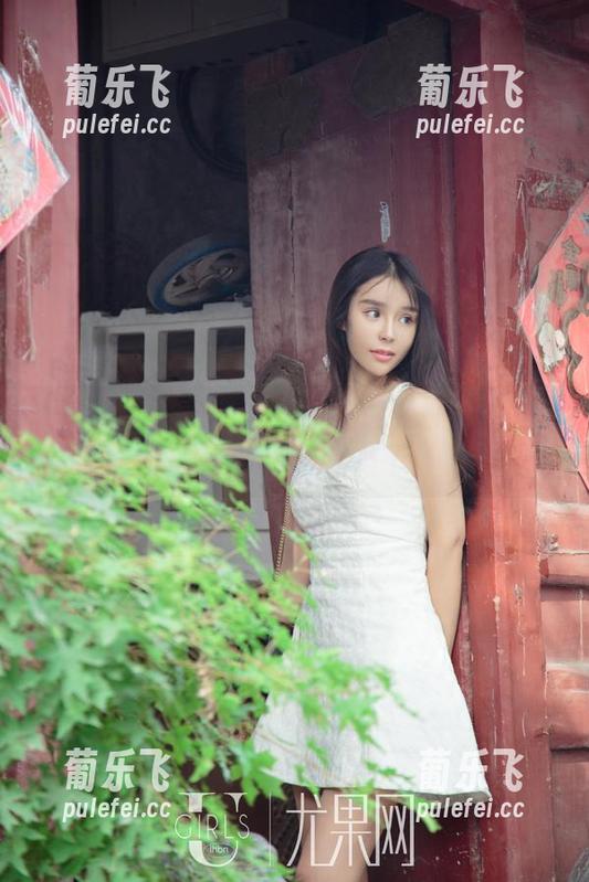UGirls尤果网-信悦儿 UGirls尤果网 - 当信悦儿穿上校服,高清分享变得格外有趣了!