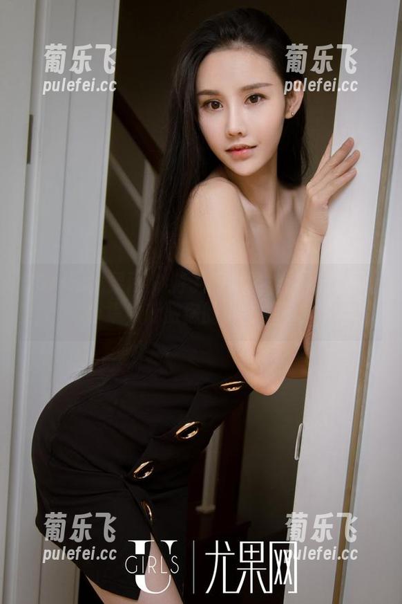 UGirls尤果网-游子熙 UGirls尤果网 - 游子熙的柔美丝袜:原图合集,刺激你的小心脏不?