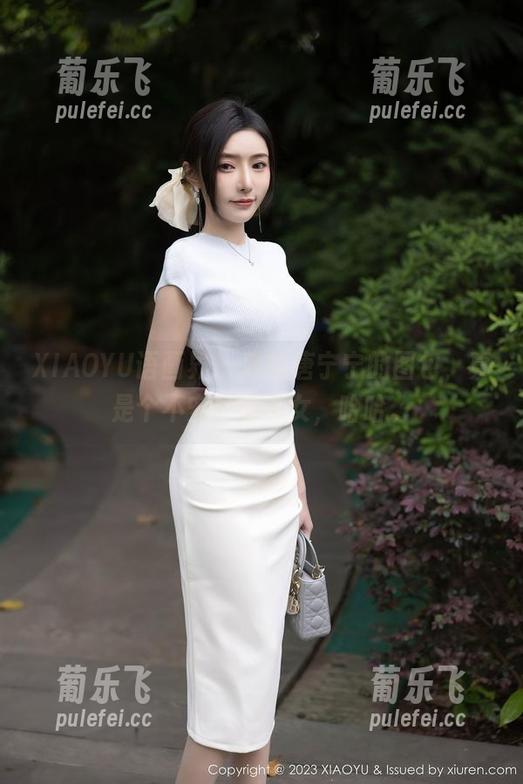 XIAOYU语画界-唐宁宁 XIAOYU语画界 - 败给唐宁宁的图包,真是个不安分的少女,哈哈。