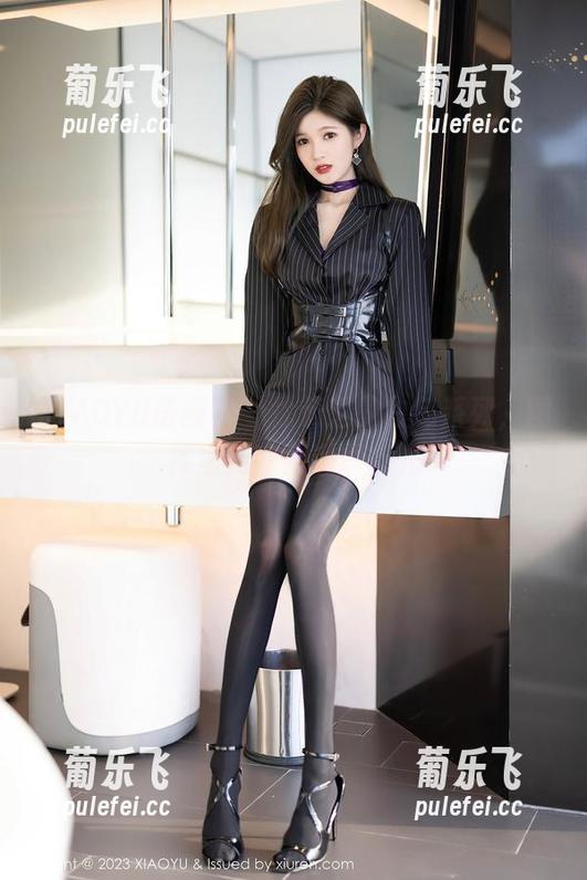 XIAOYU语画界 - 徐莉芝的白色系列，图库里纯净到满屏反光