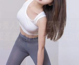Xiuren秀人网 – 伊丽莎有点白居家的嬉闹：无圣光，作品里透着无奈的幸福