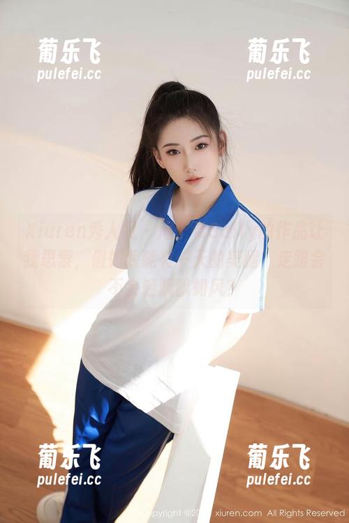Xiuren秀人网 - 周于希Sally的作品让我思索，假如我能有一天的美腿，走路会不会轻飘飘如风？