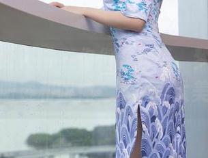Xiuren秀人网 – 你们看这张，梦娜Vanessa的眼镜和眼神，资源也太美了吧！