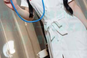 Xiuren秀人网 – 趁热拿铁latte的海边合集——在这里，每一帧都散发着扭曲的宁静，靠谱吗？
