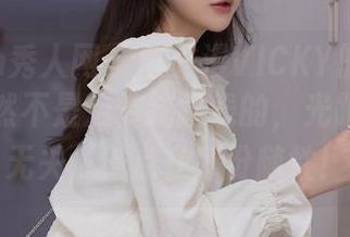 Xiuren秀人网 – 陈雅漫VICKY的和服写真：显然不是走传统路线的，光跟不跟我无关，重点在那份随性！