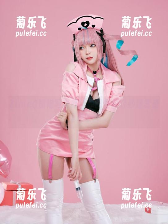 ZinieQ ZinieQ旗袍写真集,原图里的轻纱迷雾感很是吸引