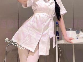 在at鲨鱼的狂赌之渊cos中,阅读一套图可以是个危险旅程哦!