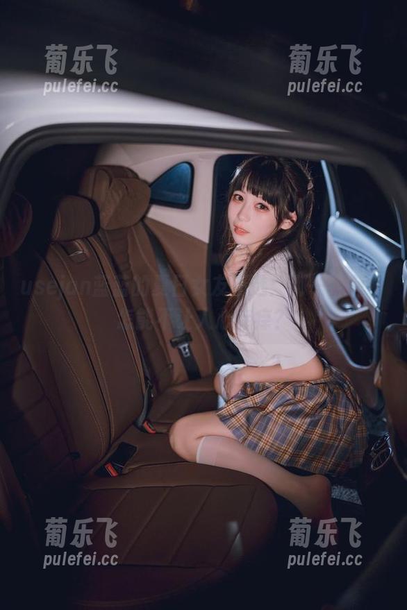 usejan蓝蓝 usejan蓝蓝的夏日女友精选:那一抹蓝,怎能不让人心痒痒?