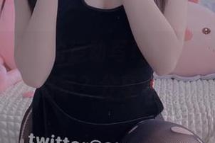 二阶堂宅绘子的运动写真，咋还带点酥酥麻麻的暗示？分享让人琢磨！