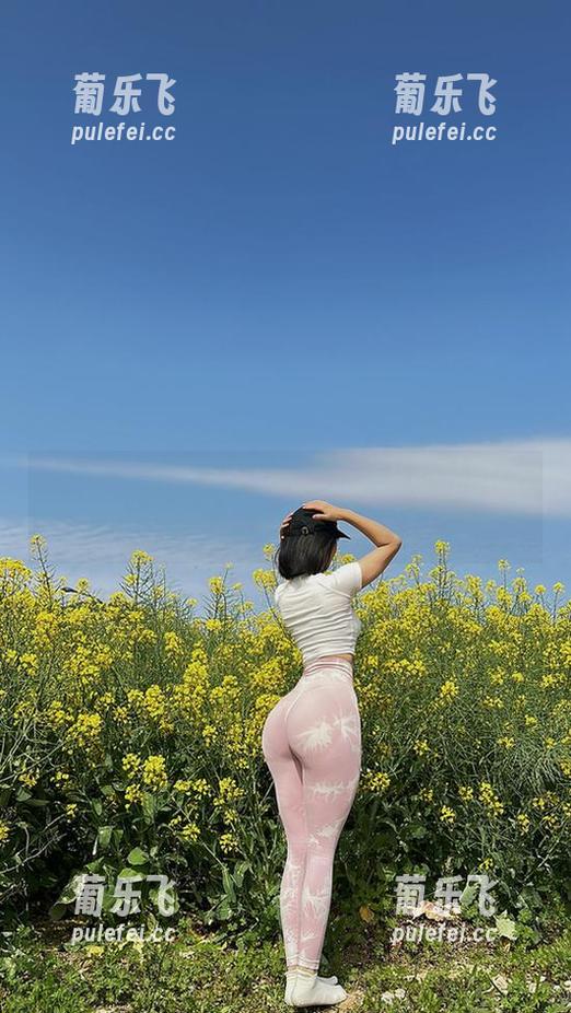 俏妞qiaoniu66 微密圈 - 最新裤里丝资源,这次俏妞qiaoniu66似乎带着些暗含的小情绪哦!