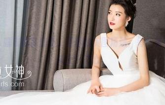 克拉女神 – 睡衣舰队出航，姜璐的美图精选，每一张都能打动“床上”之心。