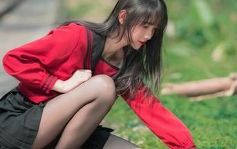 OL制服搭配研究:兔玩映画灰色丝袜合集,果然美图总是让人停下来看