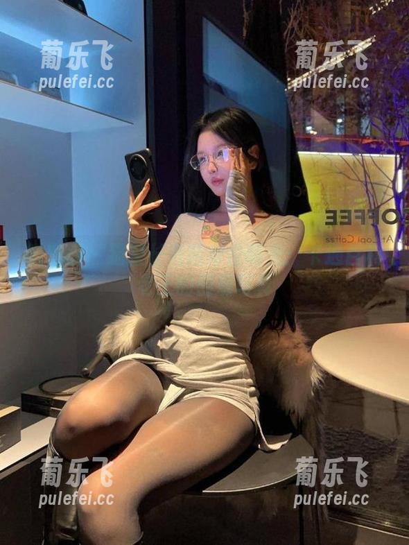 卡通百科老王 微密圈 - 猫警长危险身份曝光:卡通百科老王的创意写真