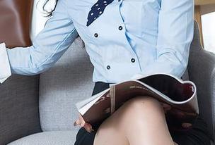 头条女神 – 没有任何遮掩，尹菲的女孩图包，直接撩人，真不怕冷呀。