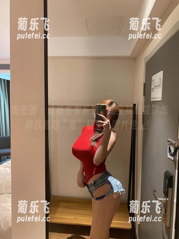 奶宝妹纸 微密圈 - 最新毛衣系列,奶宝妹纸教你怎样优雅地“卷”起来,图片送上!