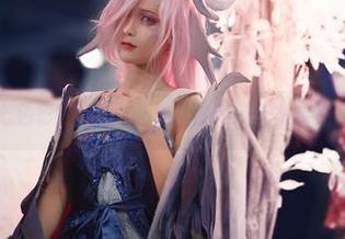 从黑色到七色彩虹,奶狮不咬人的写真合集实在太任性了!