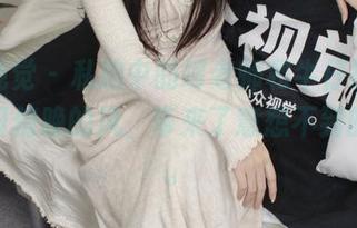 小众视觉 – 私拍中的珂老师和牛仔裤，像是夏日傍晚的风，带来了意想不到的清新。