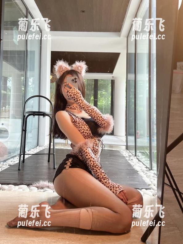 微密圈 - 谢谢小玉吃果冻给我们带来的妹妹合集，难以置信的图片啊！