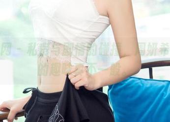 尤果网 – 私房与剧情的碰撞，周妍希原图的趣味真不一般。