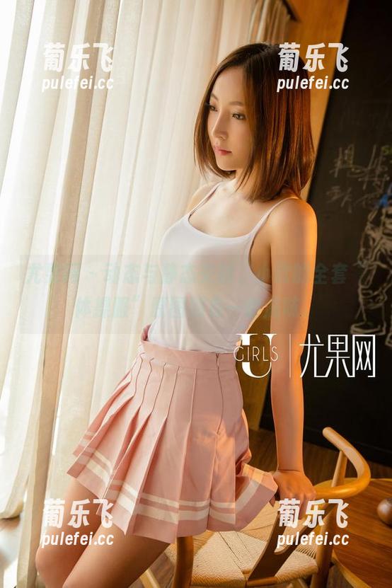 尤果网-小欧 尤果网 - 动态与静态交融,小欧的全套“体操服”原图别有一番滋味。