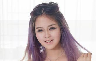 尤物馆 – nova李雅的裸足写真：高分辨率下的细腻足迹，可能会让你也想要脱掉鞋子！