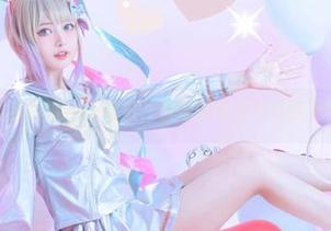 无圣光的尤猫醒醒ovo自拍,看她如何让写真铺满真实的细节