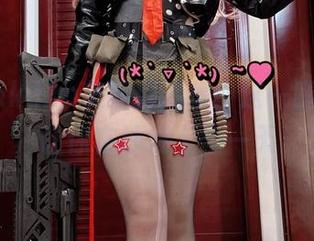 屿鱼yukako美腿精选集：这一腿，足以让你在沙发上坐一天