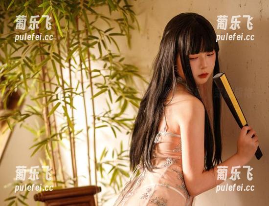 巧克力小圆面包 巧克力小圆面包的全集,五更琉璃新春旗袍,穿起旗袍来真有种晋江古风小说的即视感……