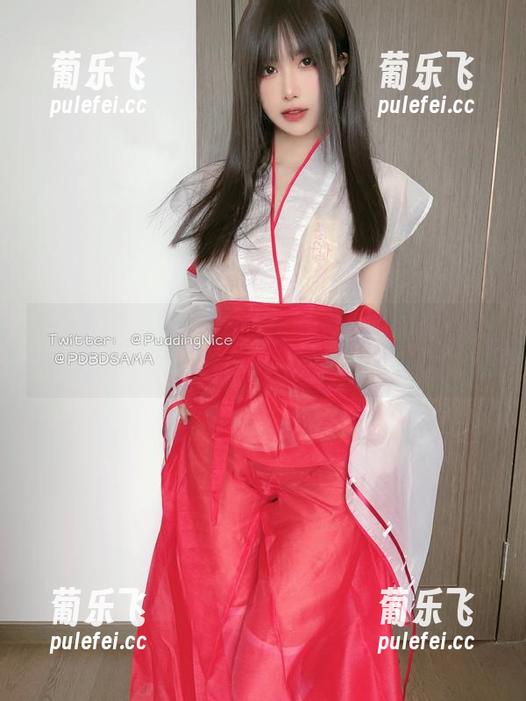 布丁大法 布丁大法的莓果挞:这照片看着就能化糖!