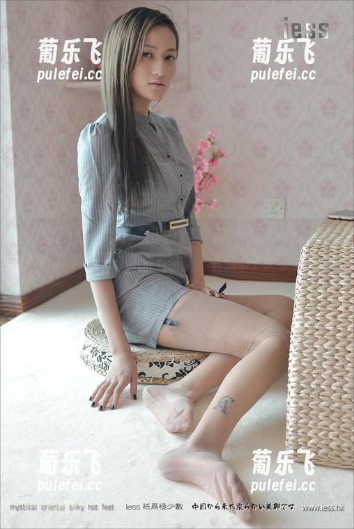 异思趣向-美子 异思趣向 - 想要白色恋人的极致体验吗?快来下载美子的新作品,单身675号变身678号!