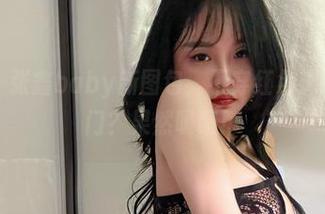 微密圈 – 张鑫baby新图包，不穿红色蝴蝶结不出门？果然吸睛！