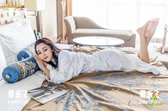 推女神-Akiki朱若慕 推女神 - Akiki朱若慕的奶牛套图:下载后别忘了挤一挤哟!