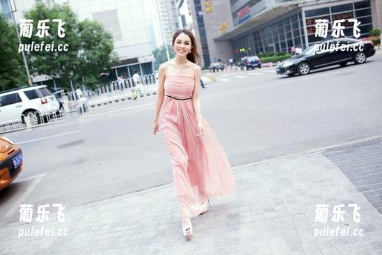 推女郎-赵惟依 推女郎 - 赵惟依的旅拍原图,图包里藏着的每张好像在低语