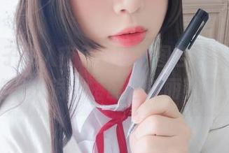 看到杏子夫人夜色妖姬套图合集，我想请她吃个火锅，搭配这美丽可真赞！