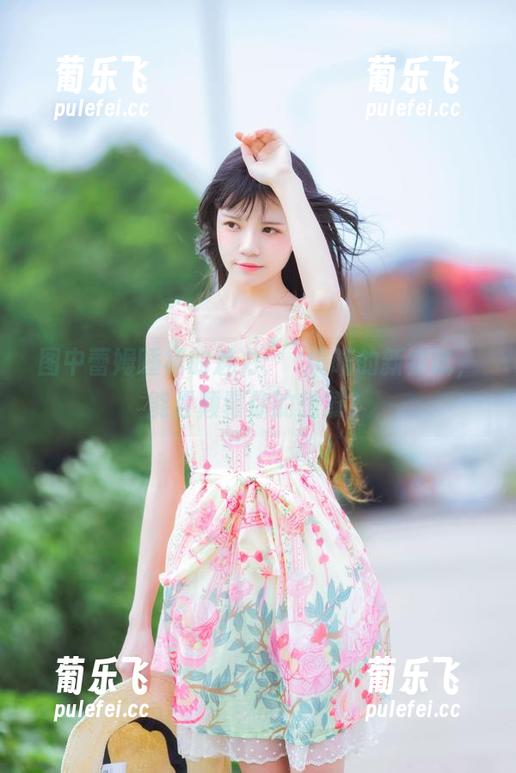 桜桃喵 图中蕾姆睡裙的魅力:桜桃喵的新尝试,能否颠覆你的想象?