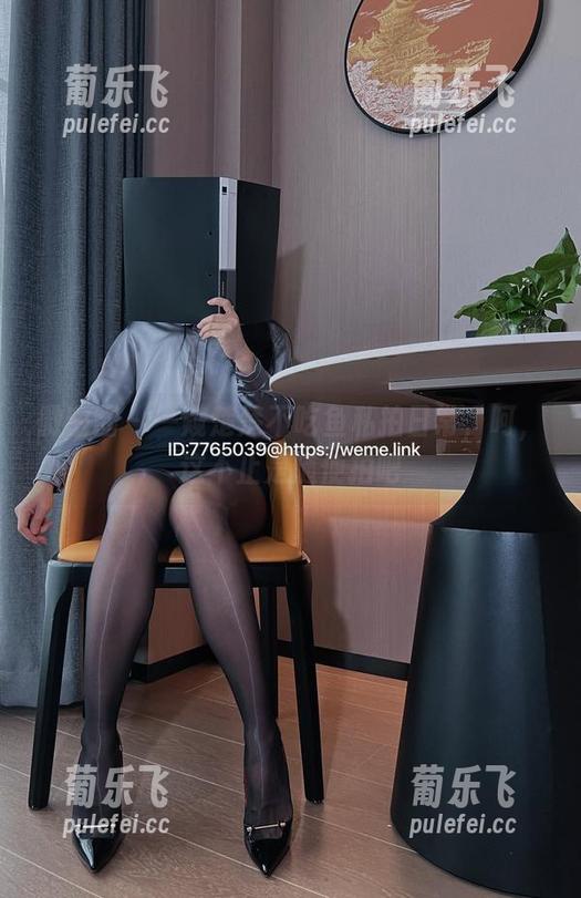 楚楚不吃鱼 微密圈 - 一窥楚楚不吃鱼私拍日常,呵,这不止是随便拍吧
