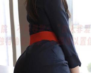 模范学院 – 不同寻常：“良人非爱人”的独特瑜伽合集，你想难以置信