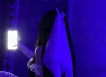 微密圈 – 谁需要魔幻现实主义，沈汝凡超哇塞的高跟鞋图包就够我啃一阵子的了，哎。