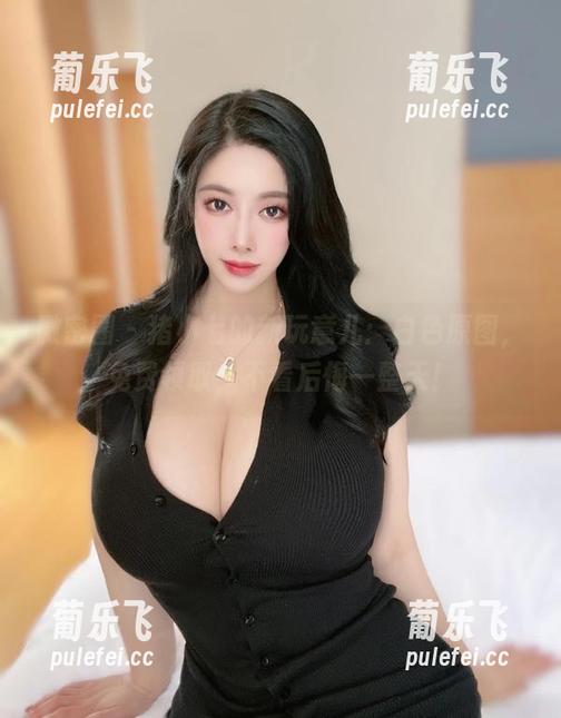 微密圈 - 猪小七的新玩意儿：白色原图，免费领取，不看后悔一整天！