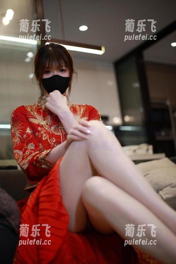 白龙猫女 微密圈 - 最新写真上线,白龙猫女用肉丝白蕾丝忽然让我想起了小心思,怎么总让我想入非非呢?